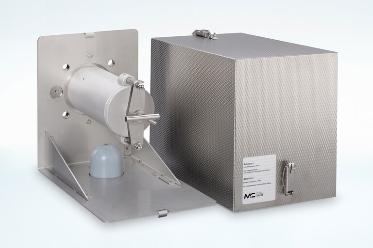Schrägansicht Gasentnahmesonde SP3200/Ex, Zone 2 und Wetterschutzhaube
